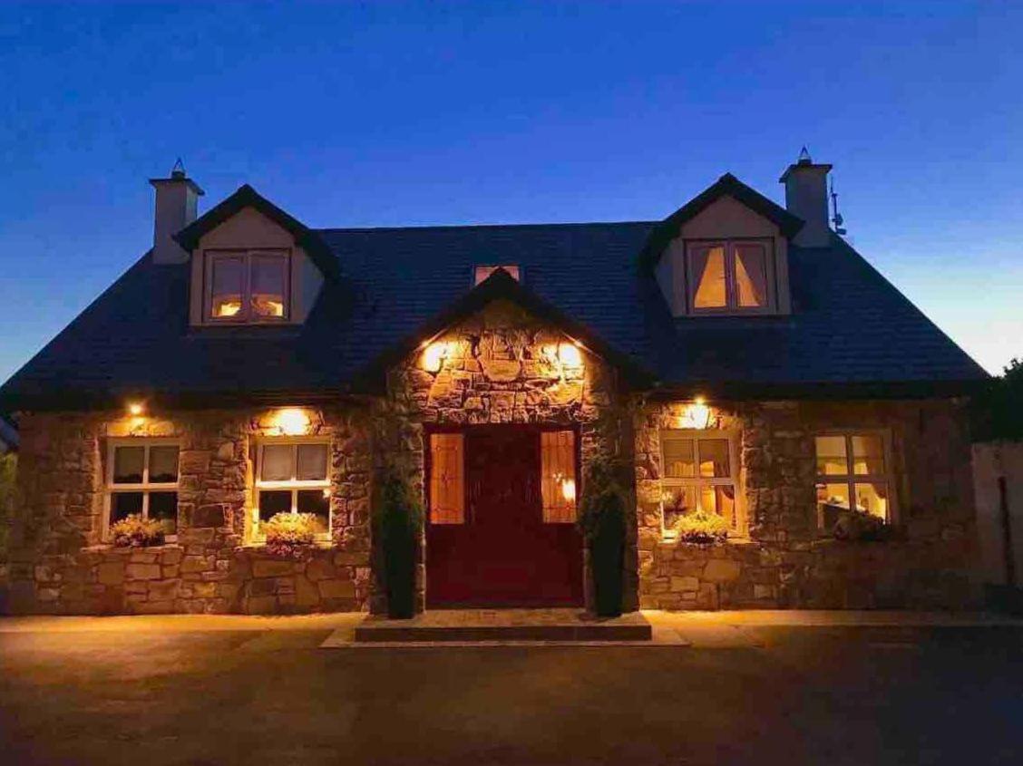 Cosy Rooms In A Stone Cottage Salthill Kültér fotó